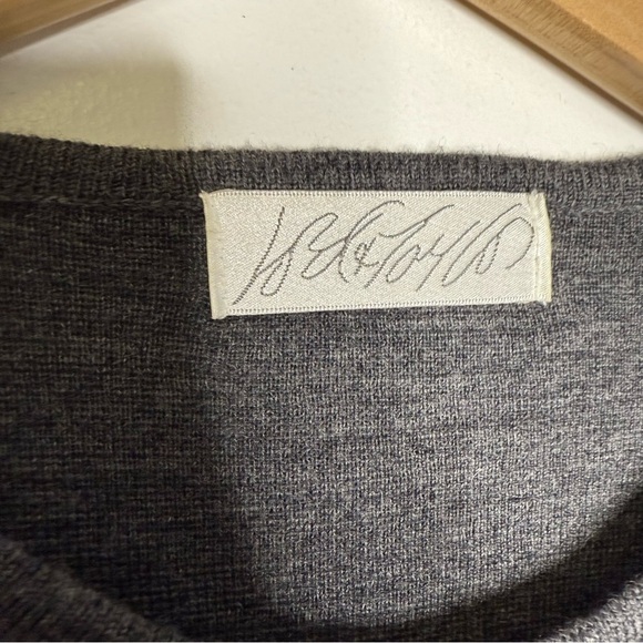 Lord & Taylor Merino Wool Vintage Long Sleeve Sweater Gray Dress Size Medium - Picture 5 of 6